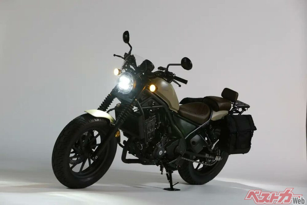 2025-03-08 21-40-40_AK10332