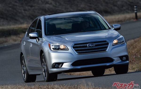 ボディ剛性はじめシャシー、サスペンション、ブレーキまで全面的に見直されたという。スポーティなハンドリング性能がさらに磨かれたようだ