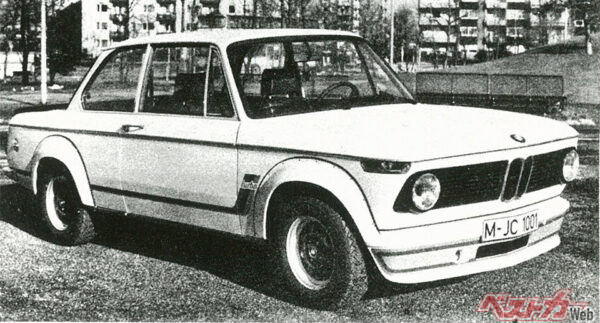 BMWはいつでも日本車が目標としていた…写真は大量生産される市販車として初めてターボエンジンを搭載したBMW2002ターボ。デビューは1973年。1990cc直4ターボは最高出力170ps、最大トルク24.5kgmを発揮した