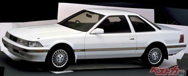 トヨタ ソアラ（生産期間：1981～2005年）……全長×全幅×全高：4675×1725×1345mm／エンジン：3L、直6DOHCターボ／最高出力：240ps/5600rpm／最大トルク：35.0kgm/3200rpm／駆動方式：FR／車重：1530kg／トランスミッション：4AT ※2代目3.0GTリミテッド