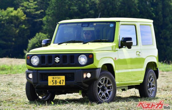 ジムニーのメーカー推奨エンジンオイル交換時期は5000km毎または6ヵ月。シビアコンディションが30%以上となる場合は早めの交換が必要になり、通常仕様の半分の2500km!!