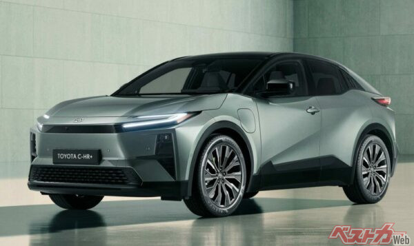 新型C-HR＋。ボディサイズは全長4520×全幅1870×全高1585mm