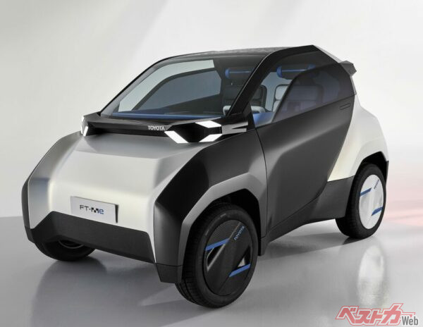 バイクのジェットヘルメットをイメージしたというFT-Meのエクステリア