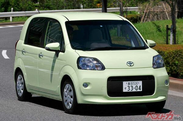 ポルテの販売の11%はブラウン系統のダークブラウンマイカメタリックが占める（画像は別色）