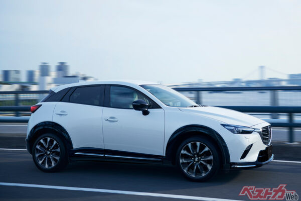 マツダ CX-3（227万9200～303万8200円　2024年累計販売台数：6674台）1.5Lガソリン車と1.8Lディーゼルターボ車が用意される