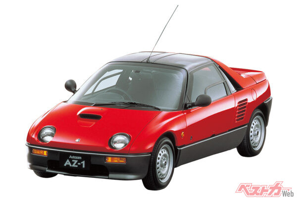 マツダ オートザムAZ-1（1992年登場）。ガルウイングドアを採用したことでも話題を集めた