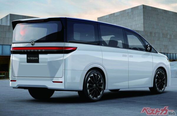 「凄く四角い」という目撃情報が届いている新型エルグランド。内容はもちろんだが、デザインの重要性もかなり高い