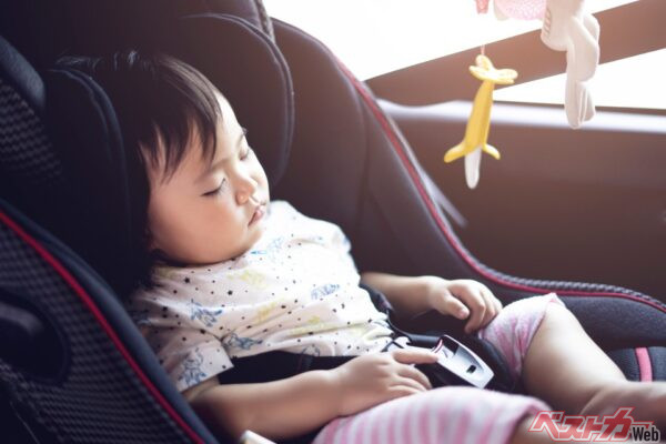 親として、6歳までの着用義務期間をしっかり守ってほしい(Have a nice day@Adobestock)