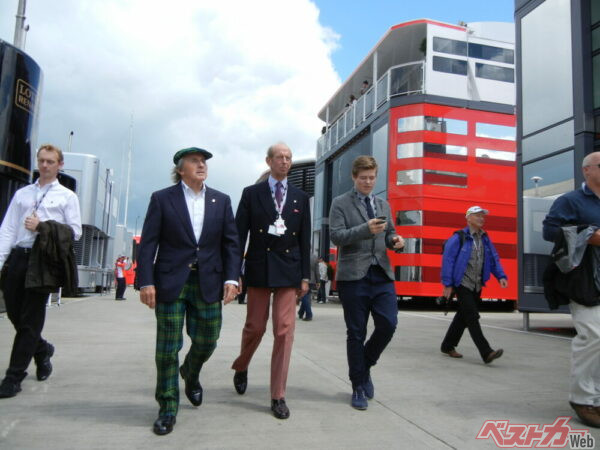 英国王室メンバーのケント公爵がイギリスGPにご来臨なられたときの様子