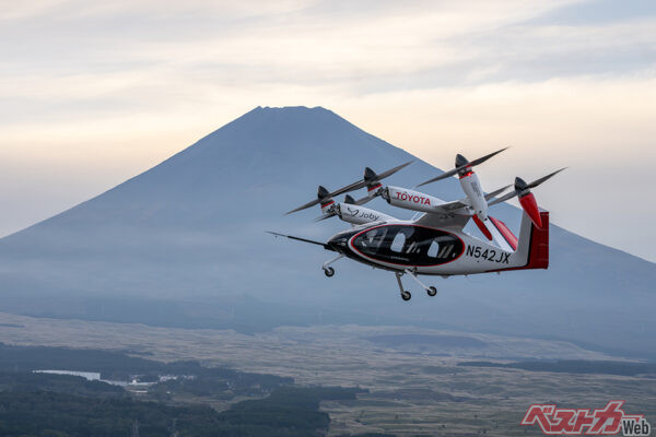 先の見えない時代だからこそ、トヨタはさまざまな企業と協業を進めている。Joby Aviationと空のモビリティ実現を目指すことはわかりやすい例だ