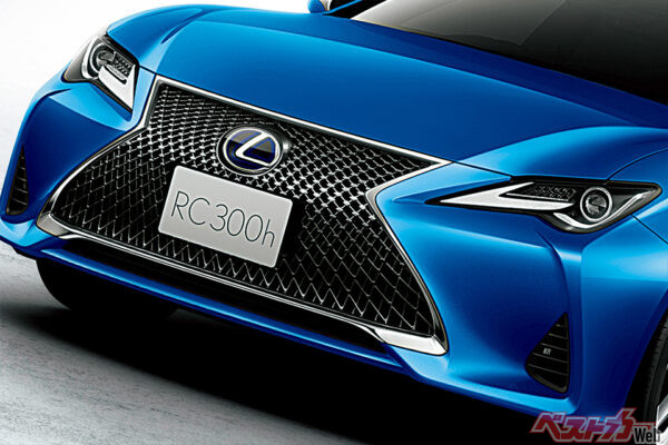 レクサスRCがカッコよくて安い!?　ちょうど良～く小金持ちに見える中古クーペとオープンカーたち