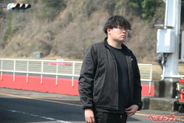 自らが運営として走行会の指揮を執る伊藤さん