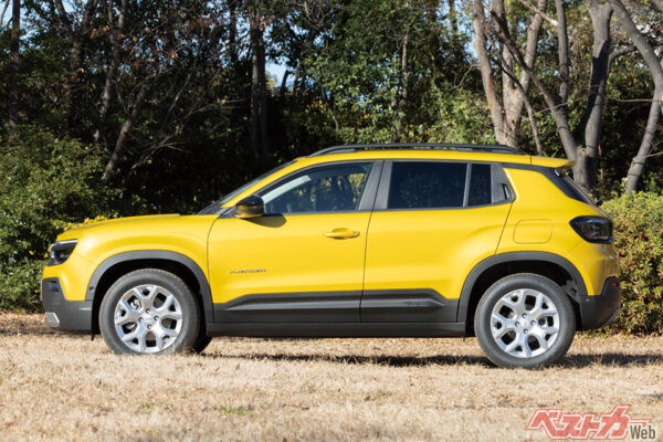 ジープ アベンジャー