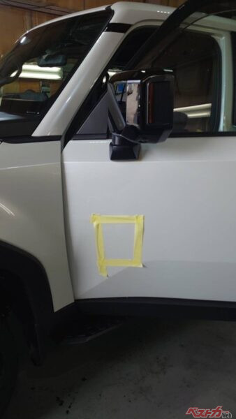 写真のような助手席側ドアが犯行の手口に使われることが多い