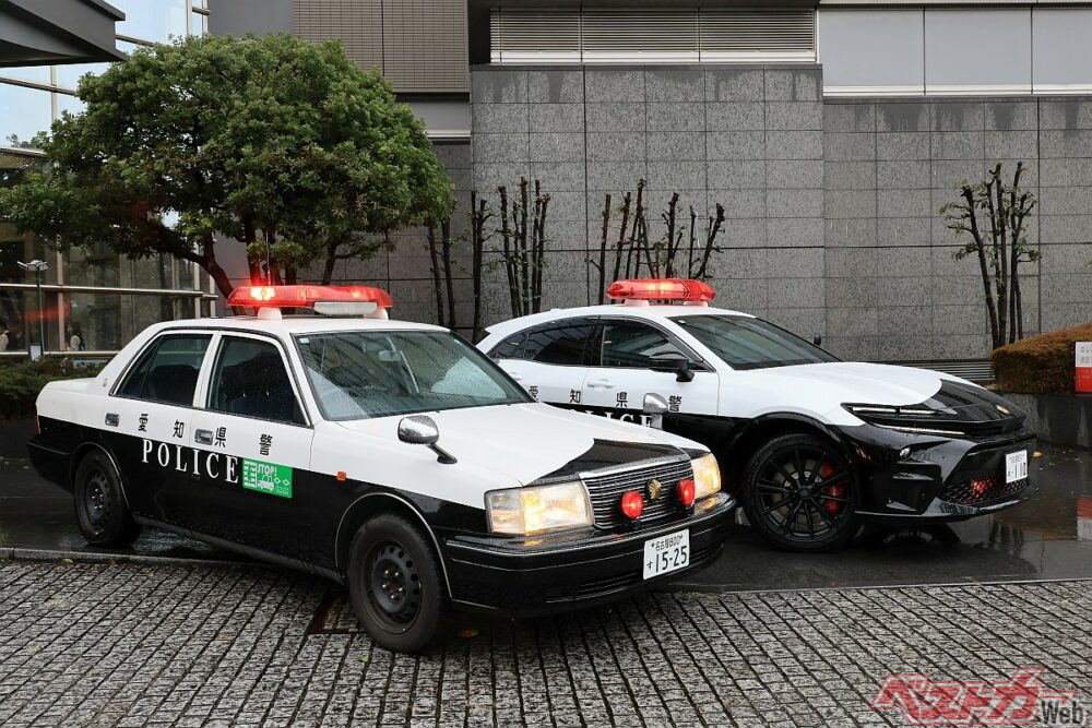 川端企画 トヨタ クラウン パトカー 希少 P24 - 商用車、公用車