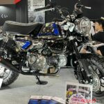 【東京MCショー】ビカビカのスペンサーモンキー125はなんと市販車！ レガーレのスペシャルモデルをチェック【モーターサイクルショー125】
