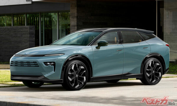 都会派SUVの始祖にしてトヨタのビッグネーム・ハリアー