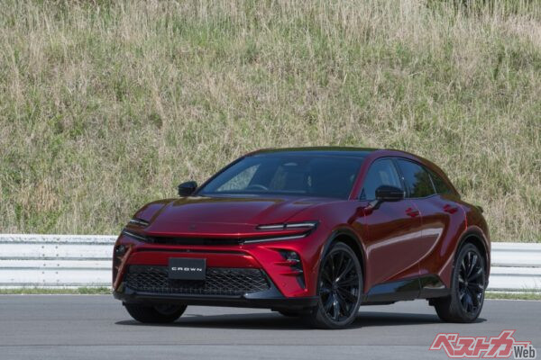 クラウンスポーツはものすごい勢いで売れ続けているが……