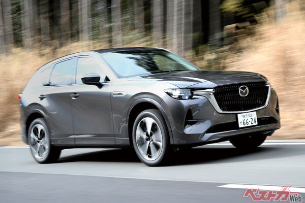 2022年9月の国内販売から約2年半で改良を受けたマツダ CX-60（価格：326万7000～646万2500円）