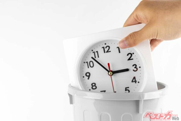 トコトンムダをカットすることが効率化につながっていく(poko42@Adobe Stock)