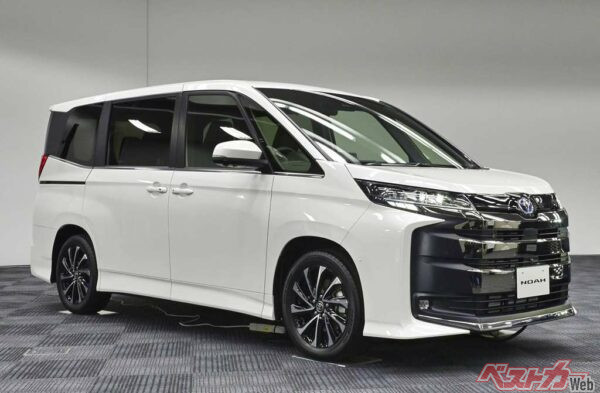 いまノア・ヴォクシーを買うならその選択はS-ZのHEVがイチバンだろう