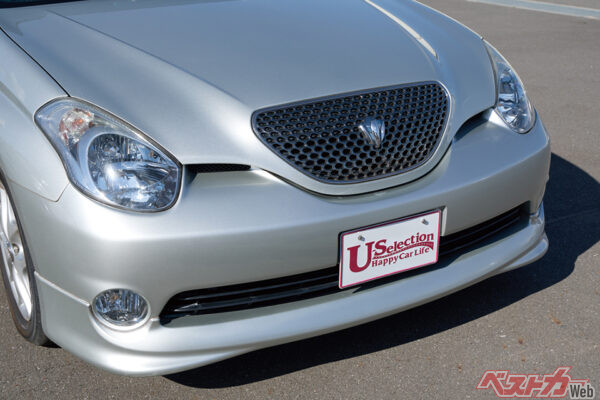 「塊から削り出した彫刻」たる二層構造のグリル回り。ほどよくイタリアン！