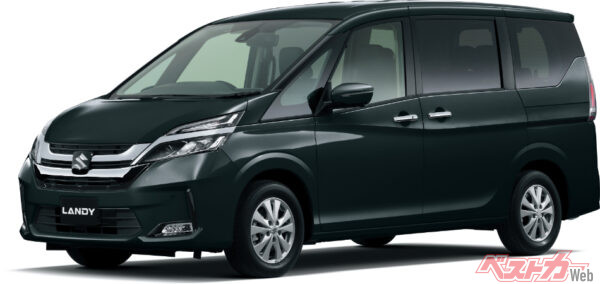 ランディといえばこちらの日産セレナのOEMだったが、2022年8月からトヨタノアに変わったのです