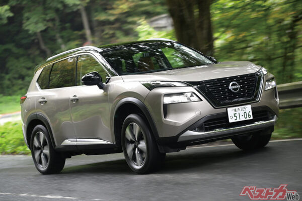 日産 エクストレイル（360万1400～475万2000円）。DセグメントのSUVで、1.5L直3のVC（可変圧縮比）ターボを発電用に使うe-POWERを搭載。4WD車も充実している。魅力度：★★★★★