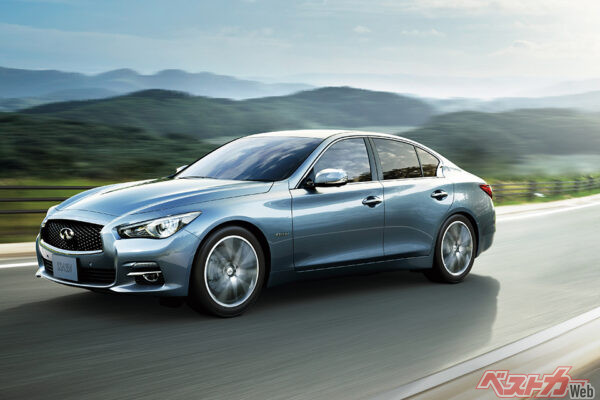 バイワイヤ技術で実現したダイレクトアダプティブステアリングはV37のみの搭載