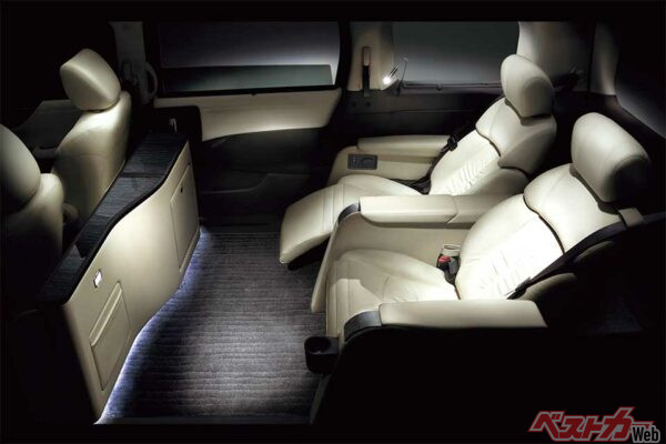 くつろぎの執務室なのだ