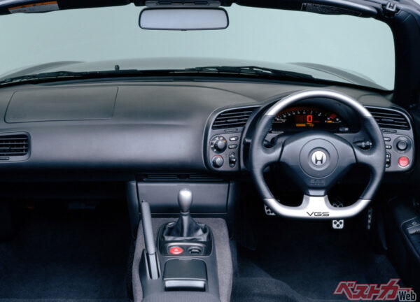 VSGを搭載するタイプVのステアリング