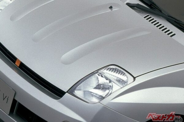 Y2Kに夢中なMZ世代ですらスルー!?　ミレニアム名車の陰となったクセ強車5選！　