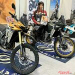オフに全振り！車重176kgの軽量アドベンチャー「800X RALLY / PRO」日本初展示のディテールをチェック 価格は157万8000円から
