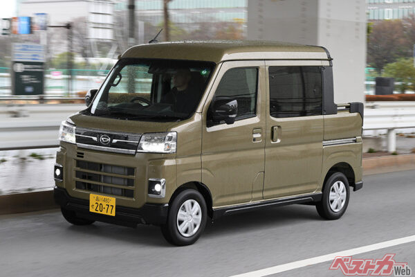 アトレーデッキバン。ターボエンジンは実にパワフルで、乗り心地も操安性もGood