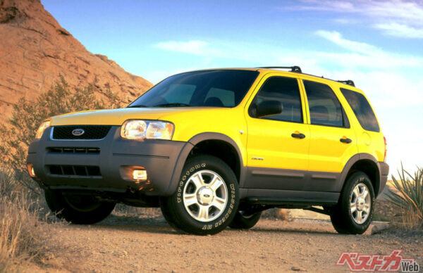 兄弟車に該当するフォード エスケープ