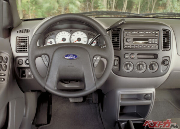 フォード エスケープのインパネ