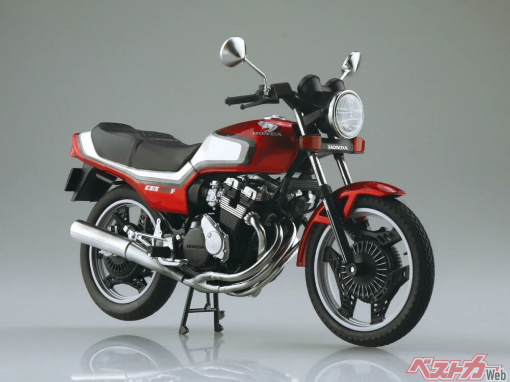 新製品】アオシマより1/12サイズ「CBX400F」の追加カラーが登場