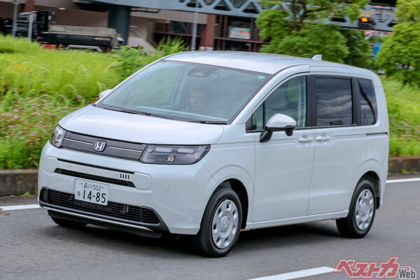 ホンダ フリード（250万8000～337万1500円）