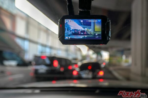 めちゃくちゃ嬉しい機能!?　JVCケンウッドが運転に助言するドラレコ開発!!