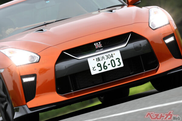 ついに生産終了……でも中古車がある!!　日産 GT-R最新中古車相場と押さえるべきポイント