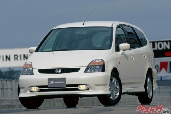 K20A搭載のストリームiS。「スポーティーなミニバン」とはまさにこのクルマのためにある言葉だろう