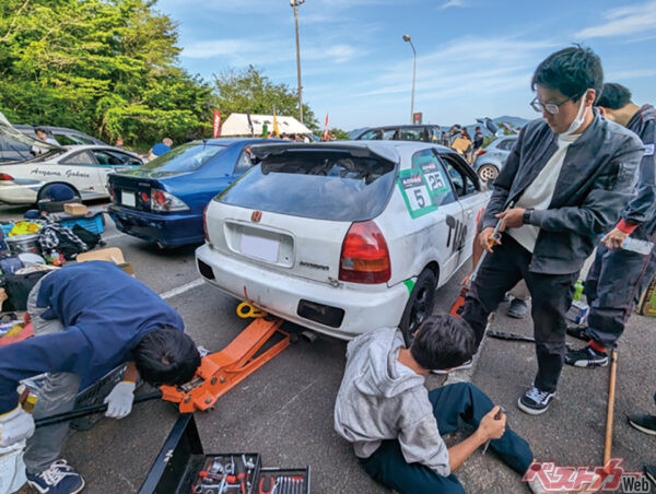 東京理科大学は主に学連主催のジムカーナとダートラに出場しています