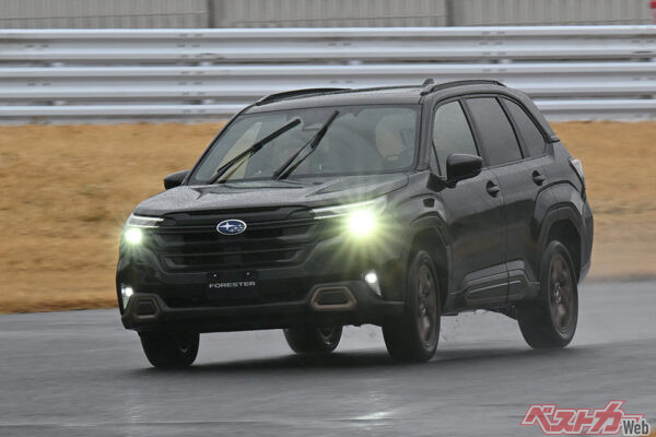 1.8Lターボの納期はストロングハイブリッドより短い3〜4カ月待ち。