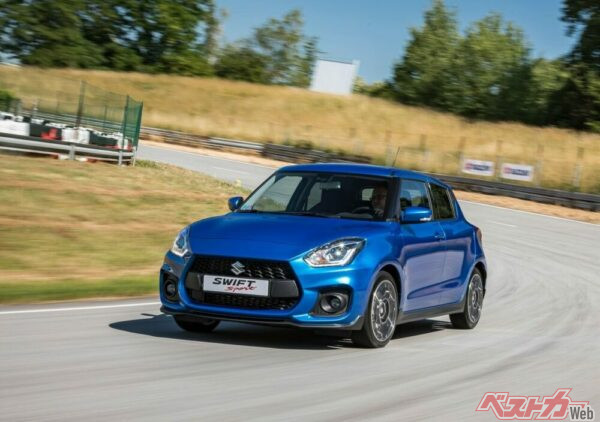 速さも妥協しない、スズキの気合が感じられるクルマでもある