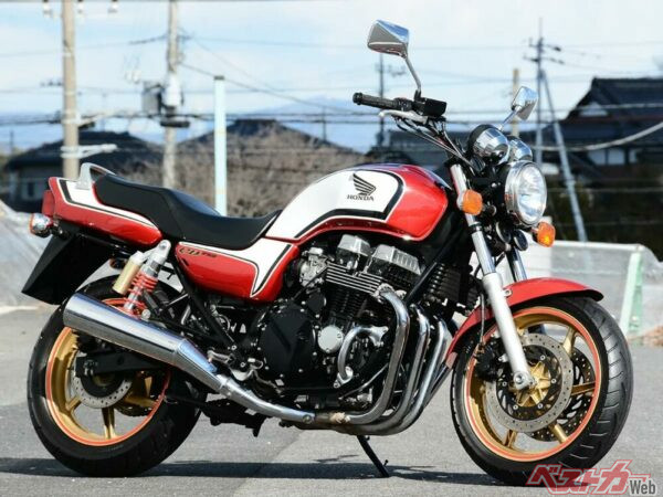 16年というモデルライフの間に、存在感を増していったベーシックCB「CB750」