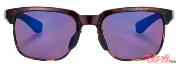 「デイリーユースモデル」(20%OFFの特別価格1万3200円・税込)を正面から見た画像。フレームは落ち着いた色合い。現在、数量限定で販売中!