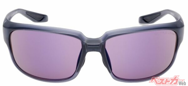 こちらは「フルリムフレームモデル」。同じく特別価格:1万4000円(税込)で数量限定販売中