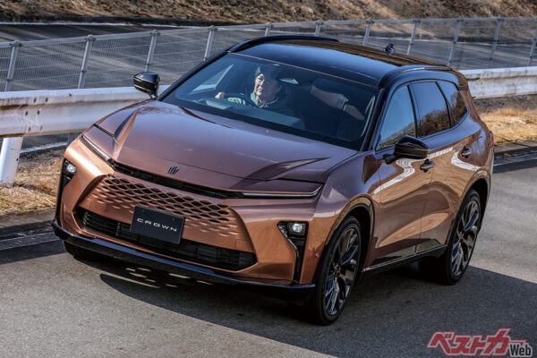 トヨタ クラウンエステート。ワゴンとSUVのいいとこ取りを目指した