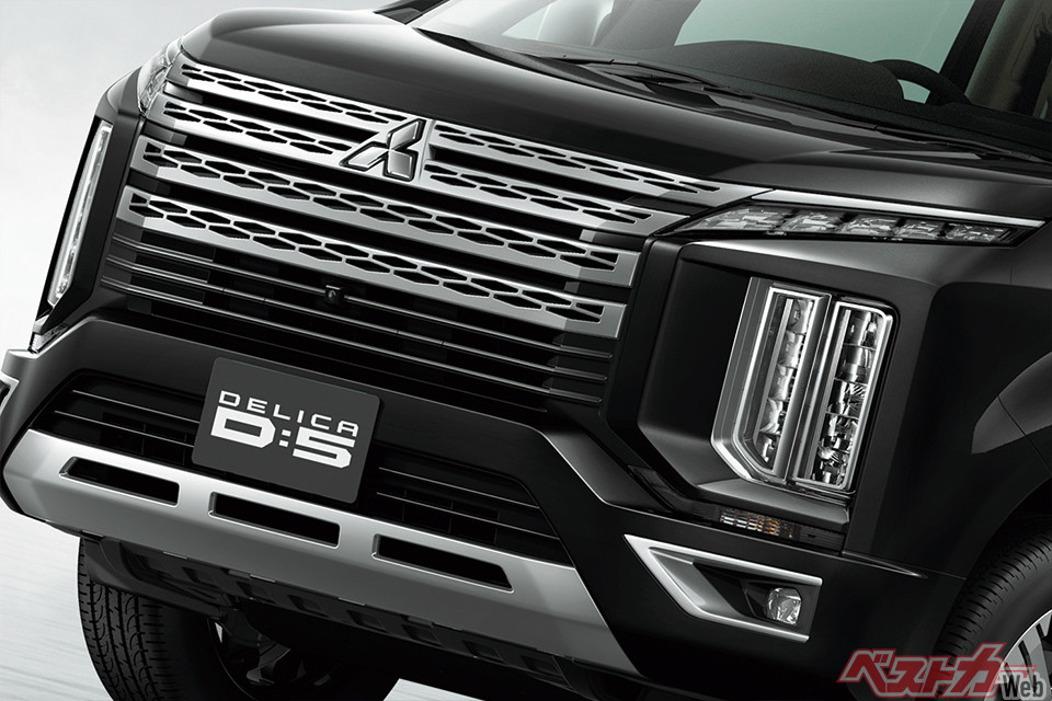 新車ではないがガッツリ中古でもない!? 登録済み未使用車のミニバンを