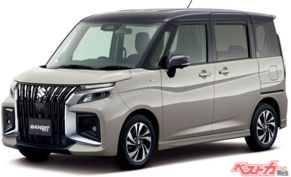 こちらはソリオバンディット。ルーミーと比べ、ソリオとソリオバンディットともに迫力のある顔つきだ